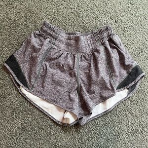 Lululemon heather grey hotty hot shorts 2.5 inch size 2